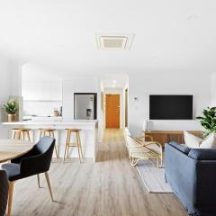 Seascape - Luxury Apartment Near Cronulla Beach