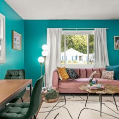 Art Deco Oasis A Stylish Retreat