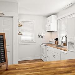 The Heights Hideaway 2BR Gem