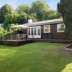 Two-Bedroom Pet Friendly Home In Holbæk