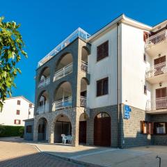 Apartments Ivo