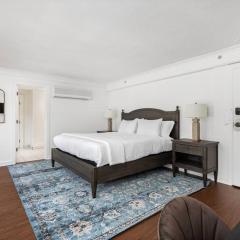 Historic Stonehouse Suite in Sonoma Wine Country!