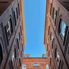 Mitten in der Kölner City - Design trifft Altbau