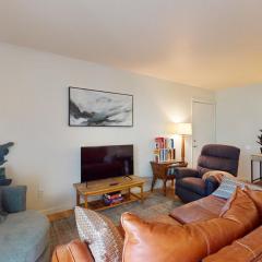 220 Elm St