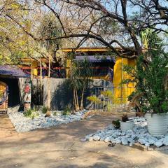NELSPRUIT MHLANGENI GUEST HOUSE