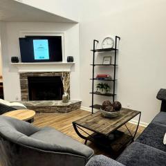 Bright Spacious Renovated Home Master on Main