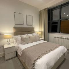 Apartment 30 mins from central London