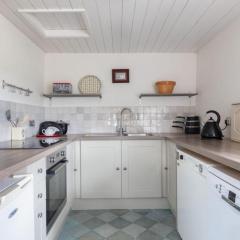 Cosy Cottage Wrexham sleeps 4