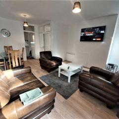 2 Bed Flat by Plaistow Station