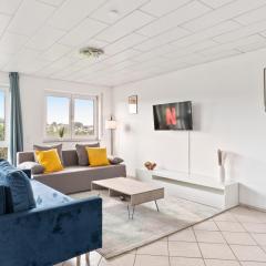 Sunshine - 4 Personen Airport Messe mit TG-Garage
