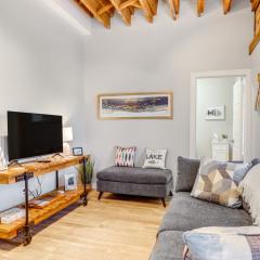 Chic Apt in the Heart of Downtown Canandaigua