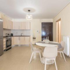 1BD Piraiki Home - Brand New 5 Min to Sea