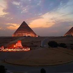 3 Pyramids Hotel