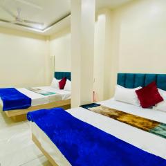 Hotel Raghavan in front of railway station platform no 8