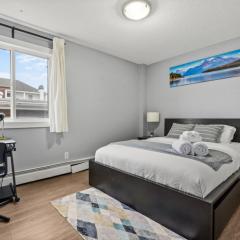 5 Min Walk to C-Train located in Downtown with Free Parking