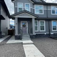 New 3 bedroom duplex with garage