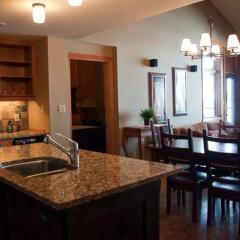 Slalom Creek 2 Bedroom & Den