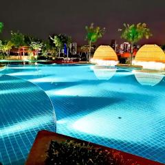 Almas Suites Puteri Harbour by Stayrene