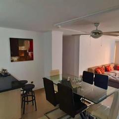 Acogedor Apto familiar con linda vista en Sta Marta ciudad Fam-friendly Home with Views in Santa Marta