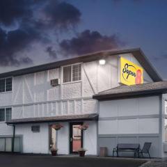 薇诺娜速8酒店