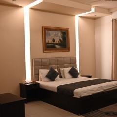 Royal Mark Lodges