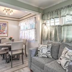 Less Than 2 Mi to Beach Cozy Cottage with Patio on Cape Cod