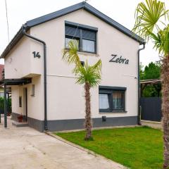 Zebra Apartman Zsóry