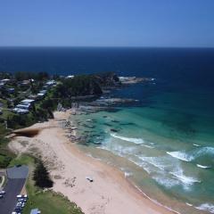 Ocean Views Walk to Malua Beach EV & Pet Friendly