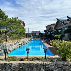 Nonsan Oyeo Poolvilla