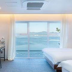 Sacheon Azule Poolvilla