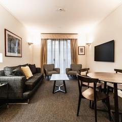 Chic 1-Bed in East Melbourne with Gym & Pool