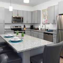 Luxury 1 BR apt in new community - Oak Mt Park