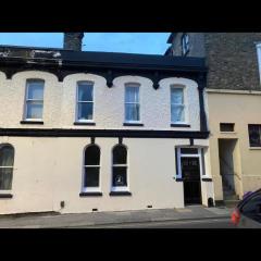 Victorian Town House in the Heart of Dover