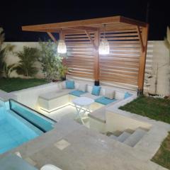 Villa Lynoute piscine sans vis à vis meilleur emplacement à proximité de la plage