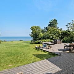 Gorgeous Home In Holbæk With Kitchen