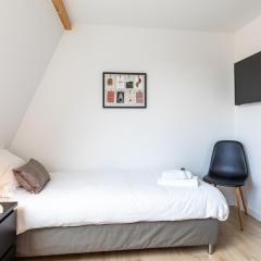 Tilburg City, New Rooms And A Kitchen