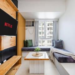 Furnished 2-Bedroom in Avida Towers Riala, Cebu IT Park with Fast WiFi, Netflix, Pool and More
