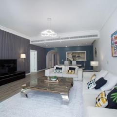 Lux Living on Palm Jumeirah With Beach Access & Complimentary Golf