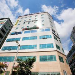 Gram Hotel