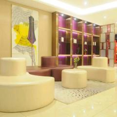 Lavande Hotels Guangzhou Fangcun Huadiwan Metro Station
