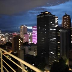 Hermoso Loft con balcón y hermosa vista 1028