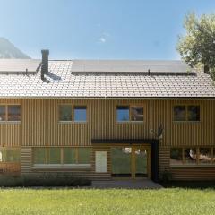 Haus Kanabe