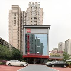 ibis Chengdu East Railway Station Hotel