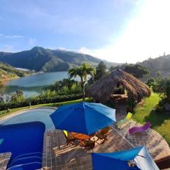 Casa en Lago Calima Cartuja Holguin