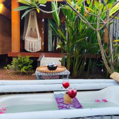 Gili Moonlight bungalows