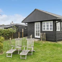 2 Bedroom Beach Front Home In Esbjerg V