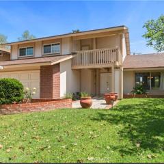 Valley Gem, spacious 5 bedroom 3 bath, sleeps 11