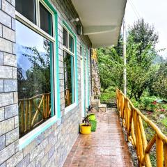 A Frame cottage sainj