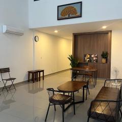 22 Homestay-near AEON Mall 3 & Techo International Aiport