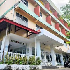 RedDoorz Near Pelabuhan Sri Bintan Pura Tanjungpinang